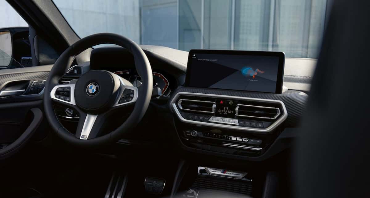 2023 BMW X4 Interior