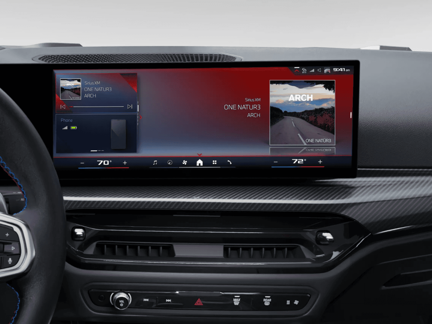 BMW Curved Display in 4 Series Coupe