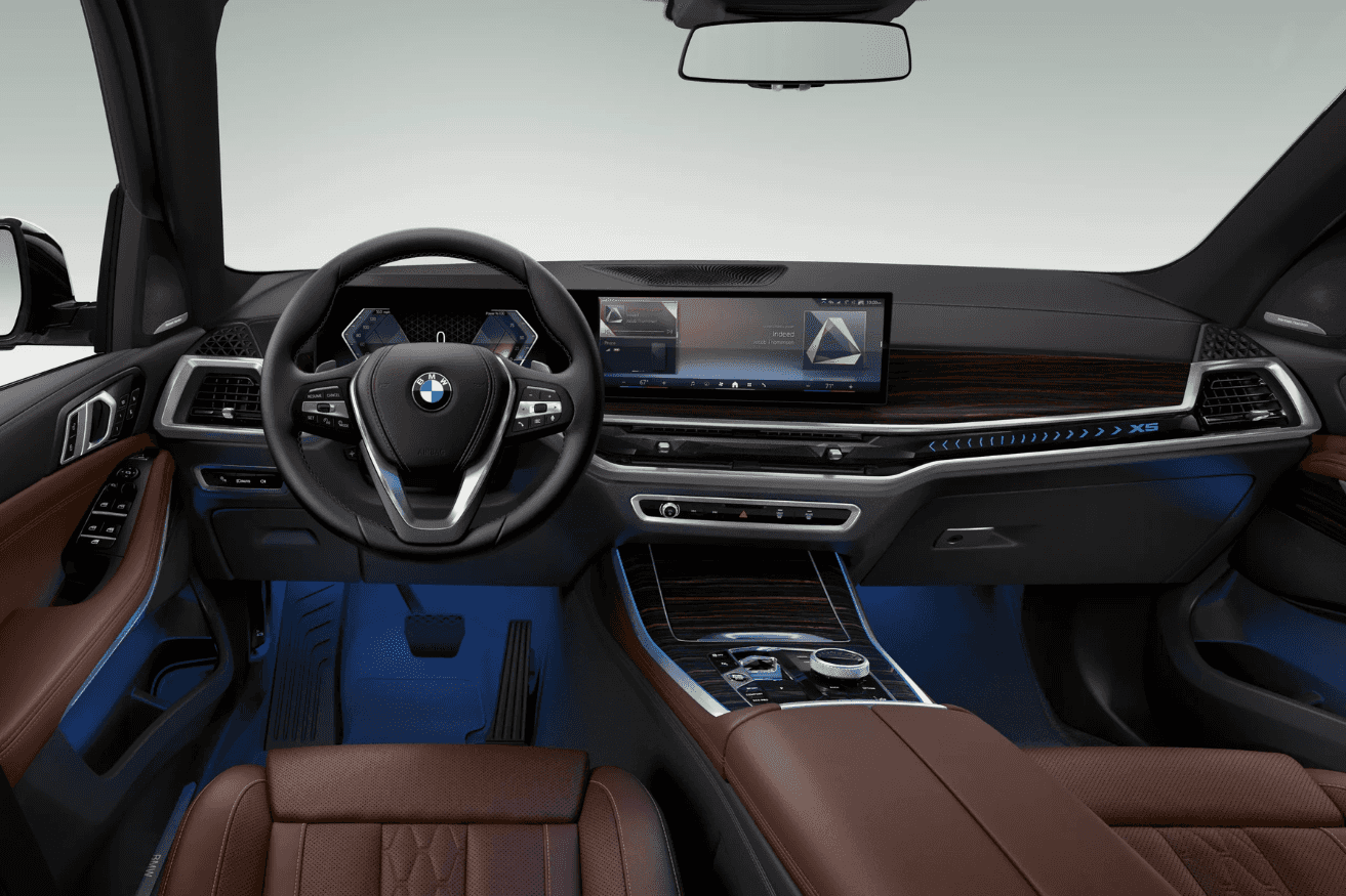 BMW X5 interior technology