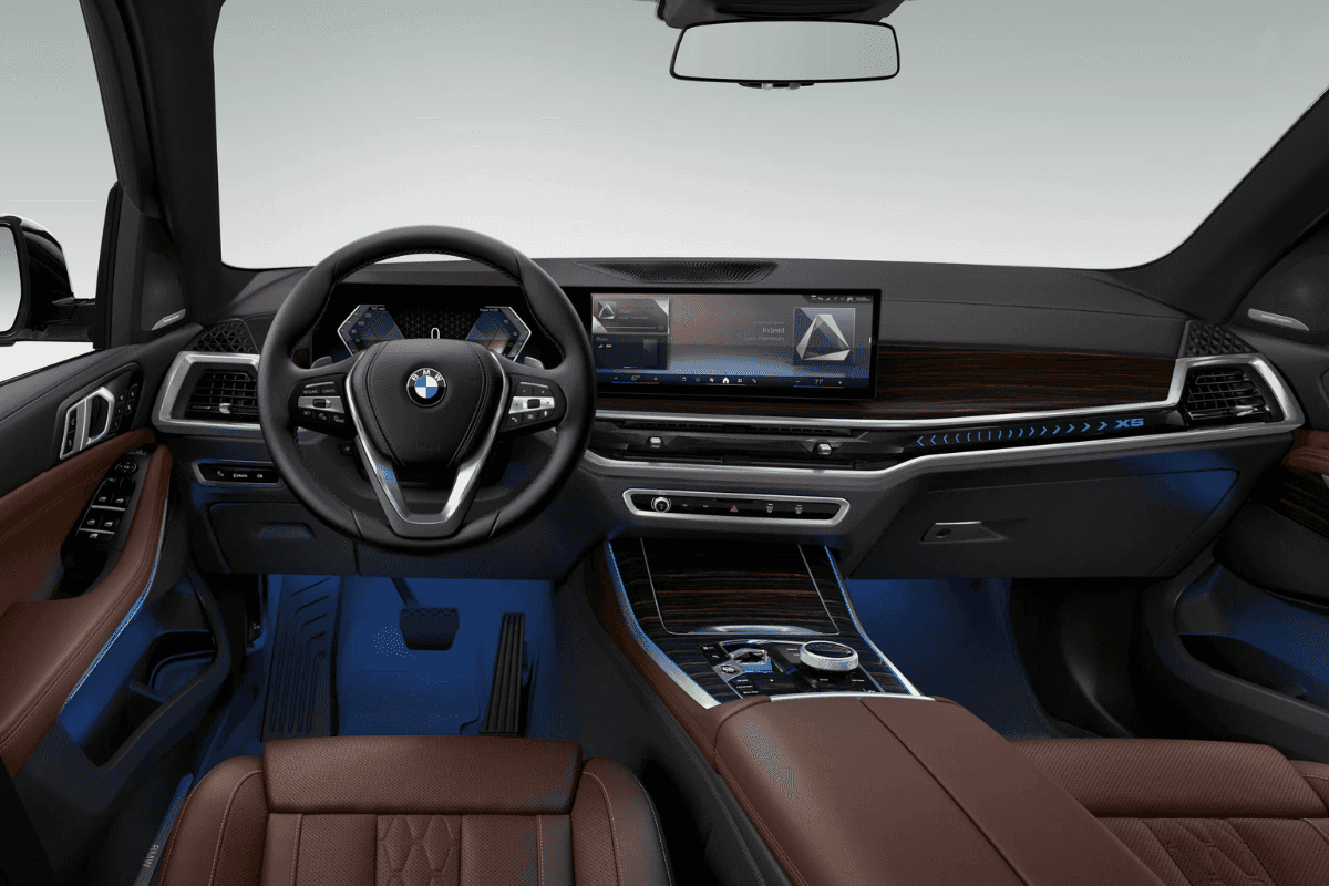 BMW Curved Display