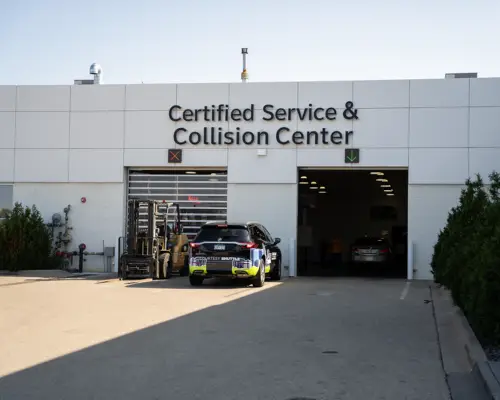 Buick GMC of Rochester service counter