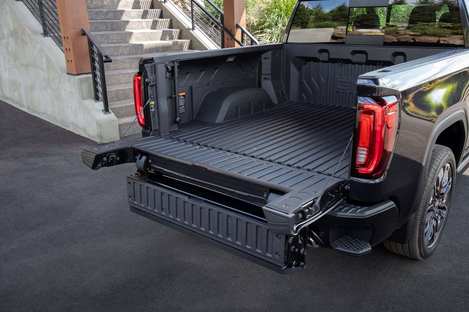 The Ultimate Tailgate Of The Fabulous 2024 GMC Sierra Denali Ultimate