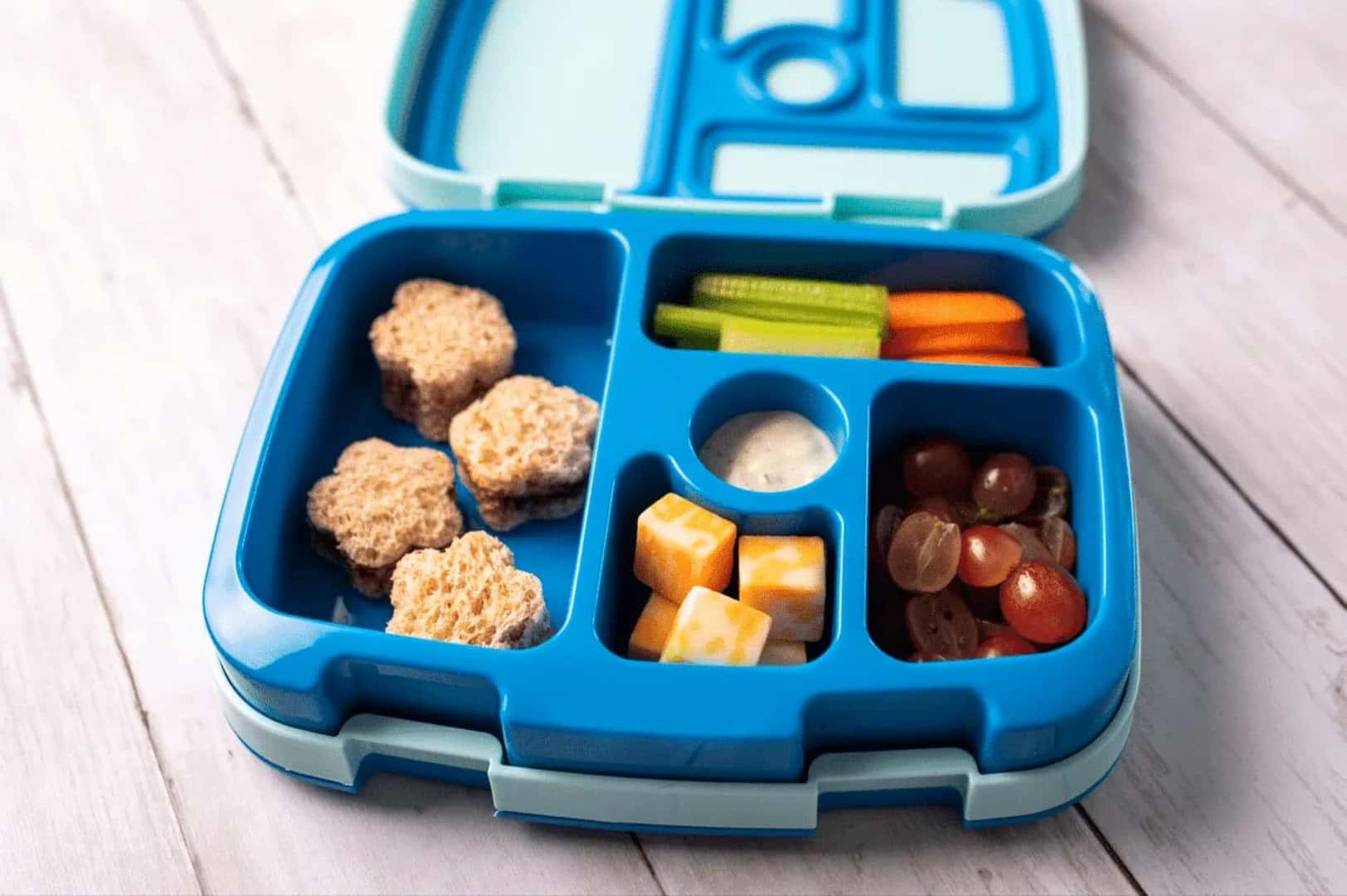 Healthy Snacks Packed For Your Kids, For Your On-The-Go