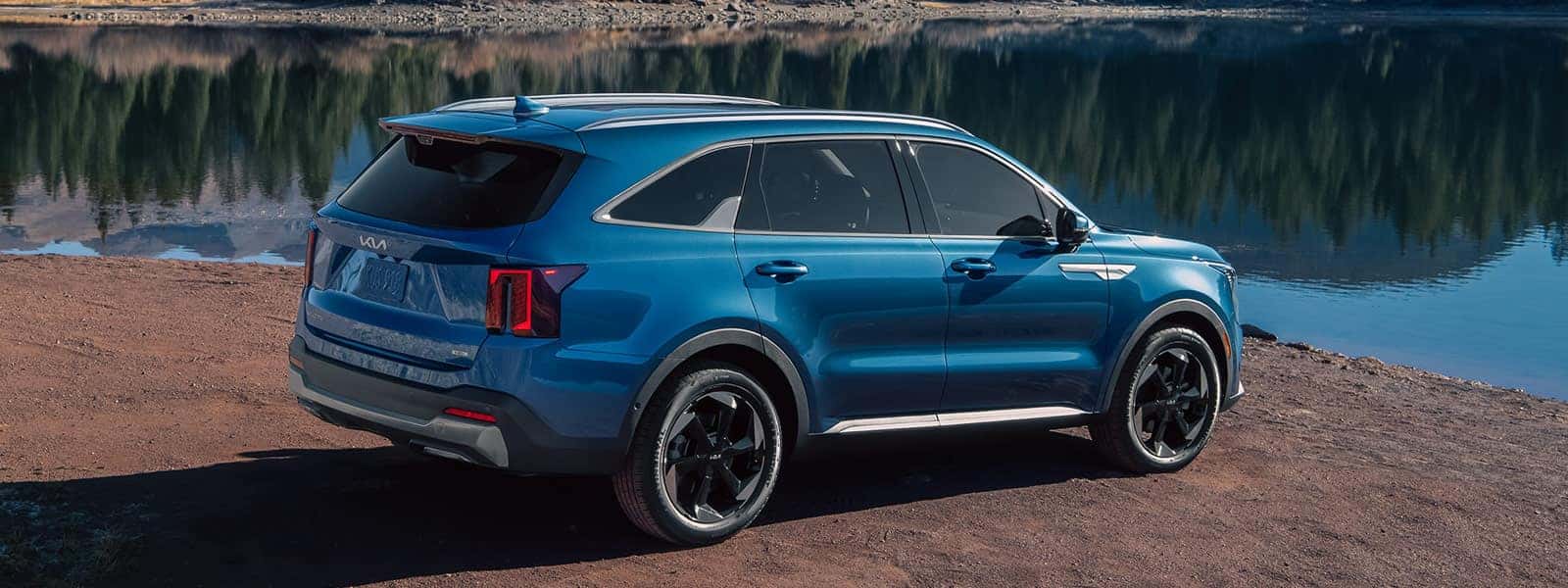 Lease or Finance New 2025 Kia Sorento HEV Hybrid Midsize SUV in Alpharetta near Cumming Kennesaw and Duluth Georgia