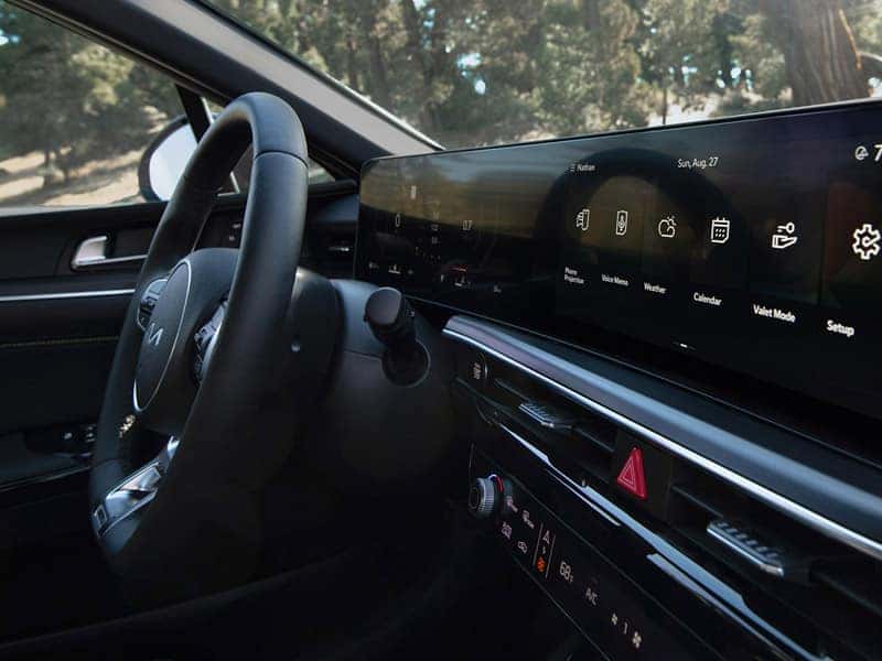 New 2025 Kia K5 Midsize Sedan Interior Comfort Features and Technology