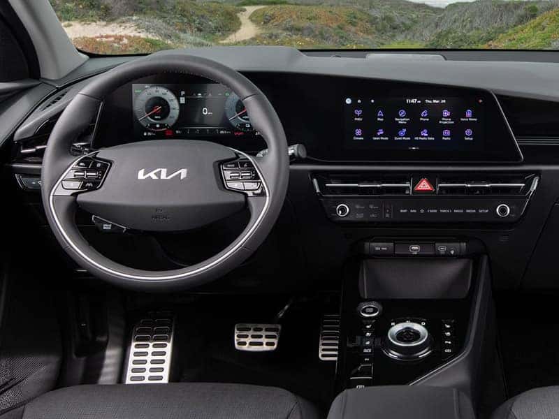 New 2025 Kia Niro Plug-In Hybrid Crossover SUV Interior Comfort Features and Technology