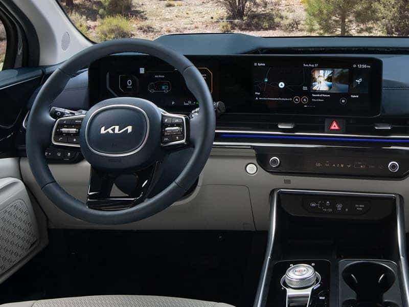 w 2026 Kia Carnival Hybrid Minivan Interior Comfort Features and Technology