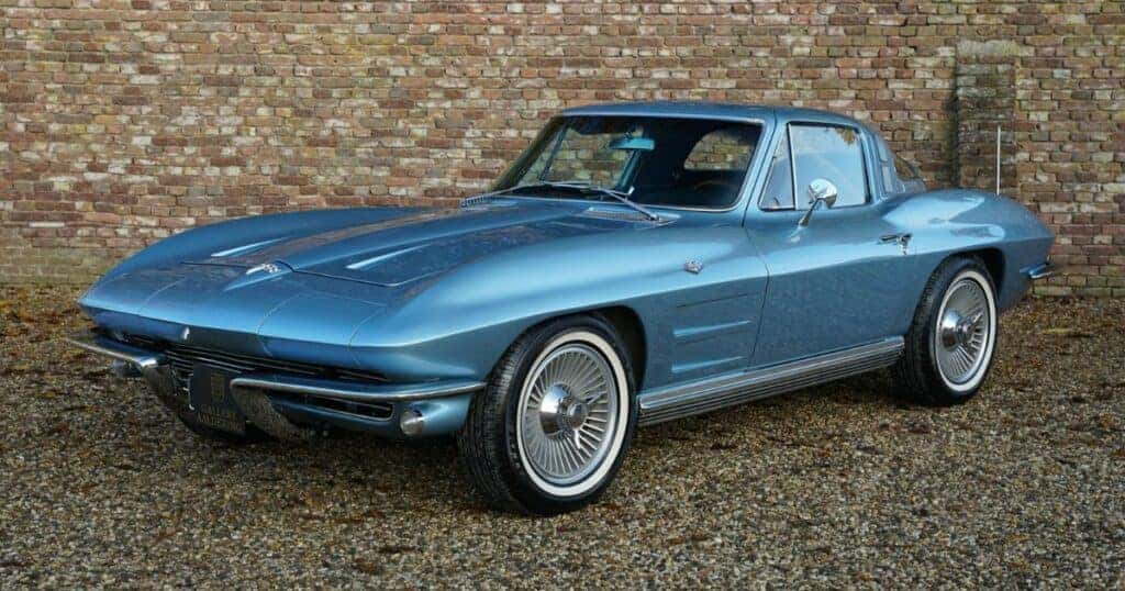 C2 Chevrolet Corvette The Sting Ray