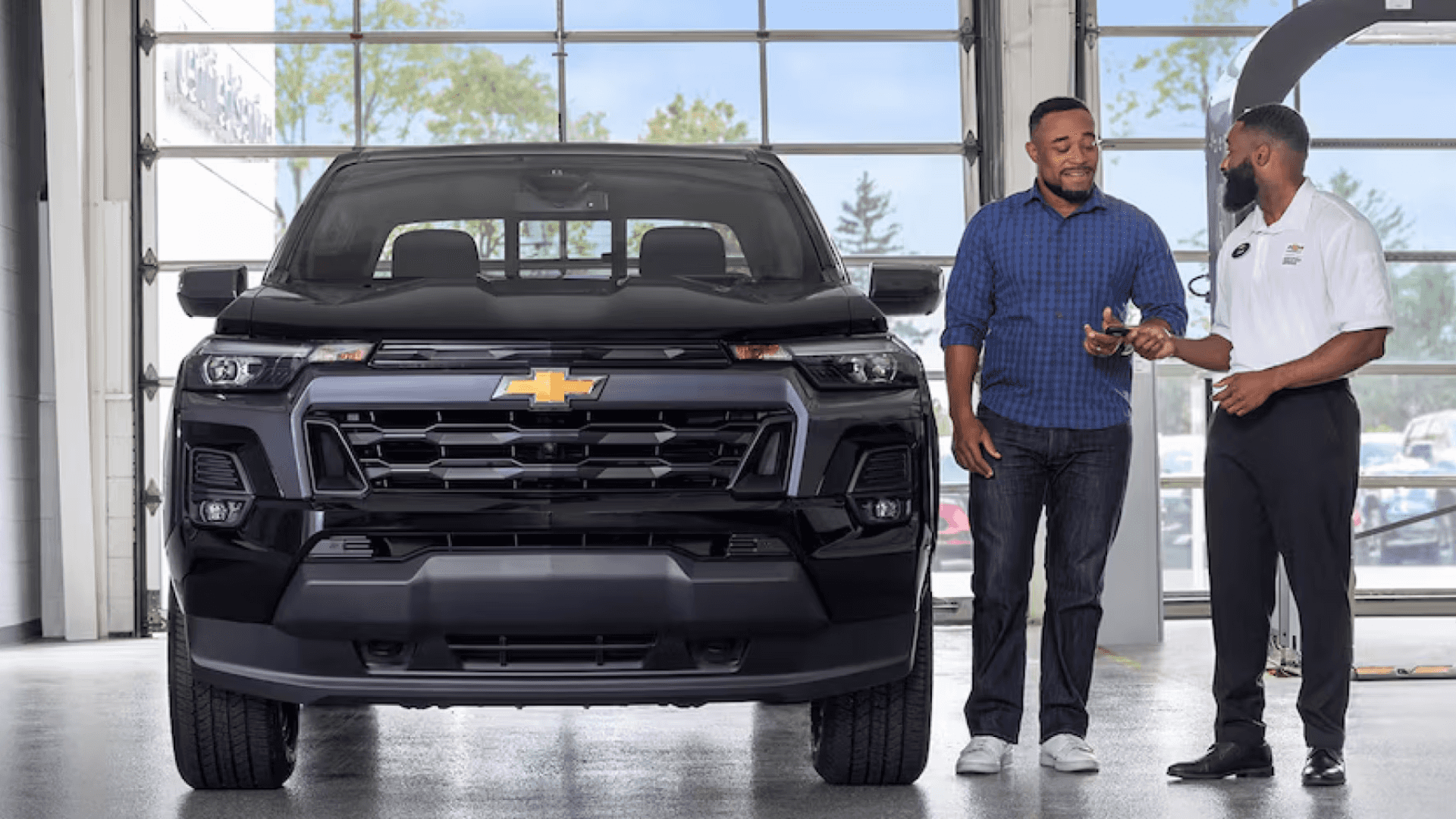 Customer arriving for Chevrolet service at DeFOUW Chevrolet in Lafayette Indiana