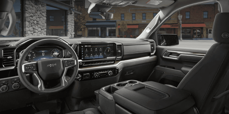 Chevrolet truck dashboard and interior technology