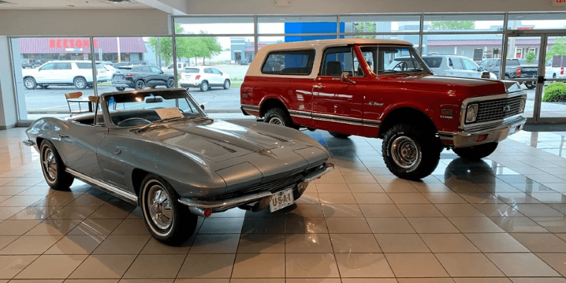 DeFOUW Chevrolet showroom in Lafayette Indiana