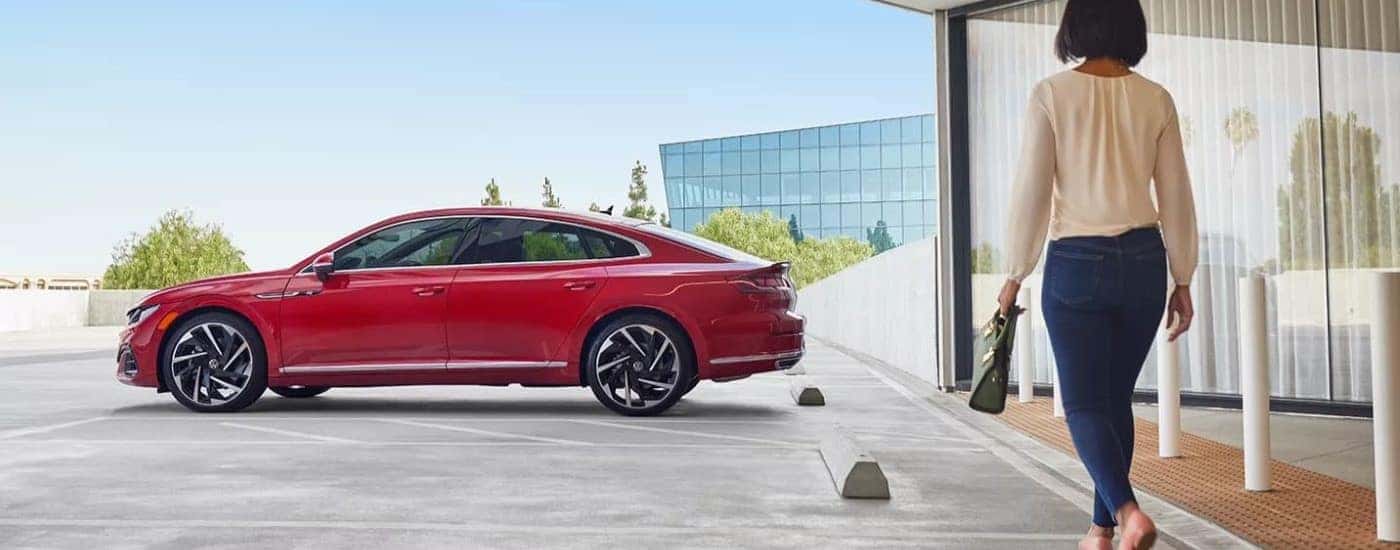A red 2022 Volkswagen Arteon SEL Premium R-Line parked.