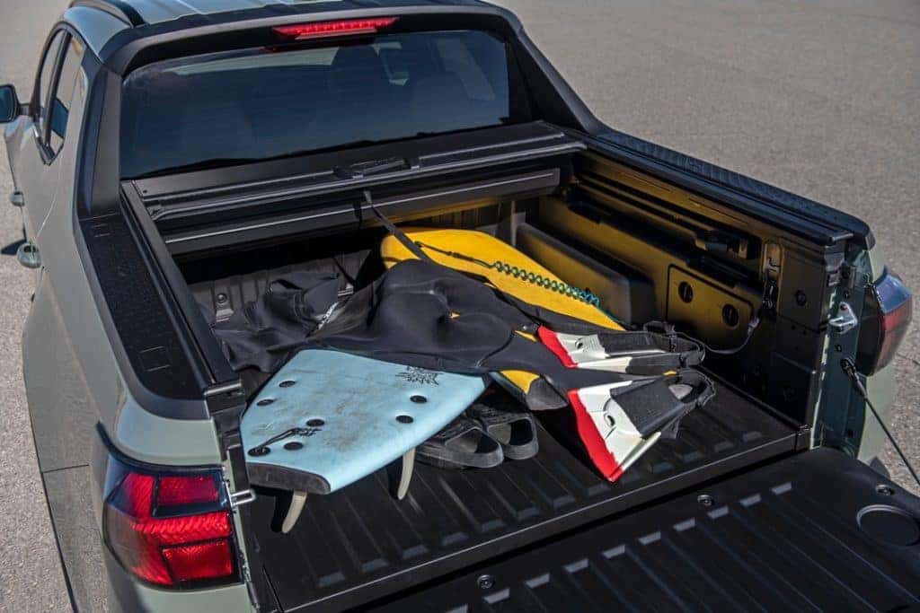 2022 Hyundai Santa Cruz open bed surfing