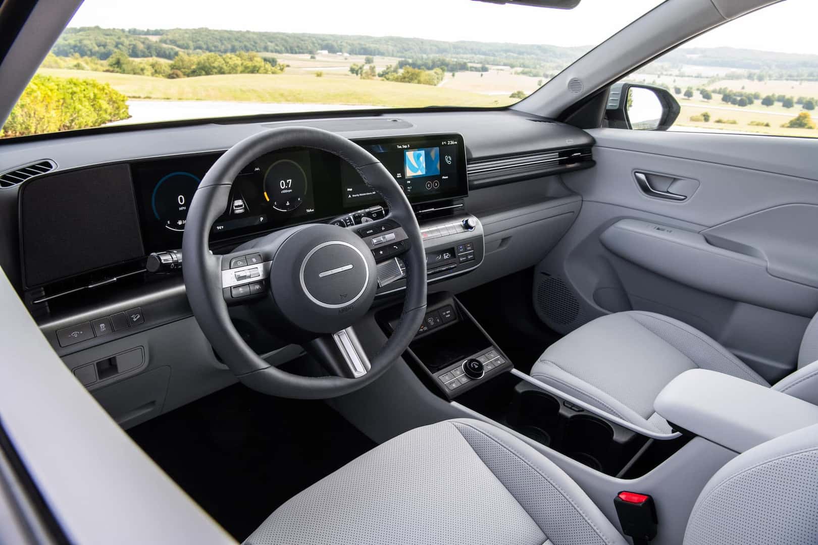 2024 Hyundai Kona Interior Dash View