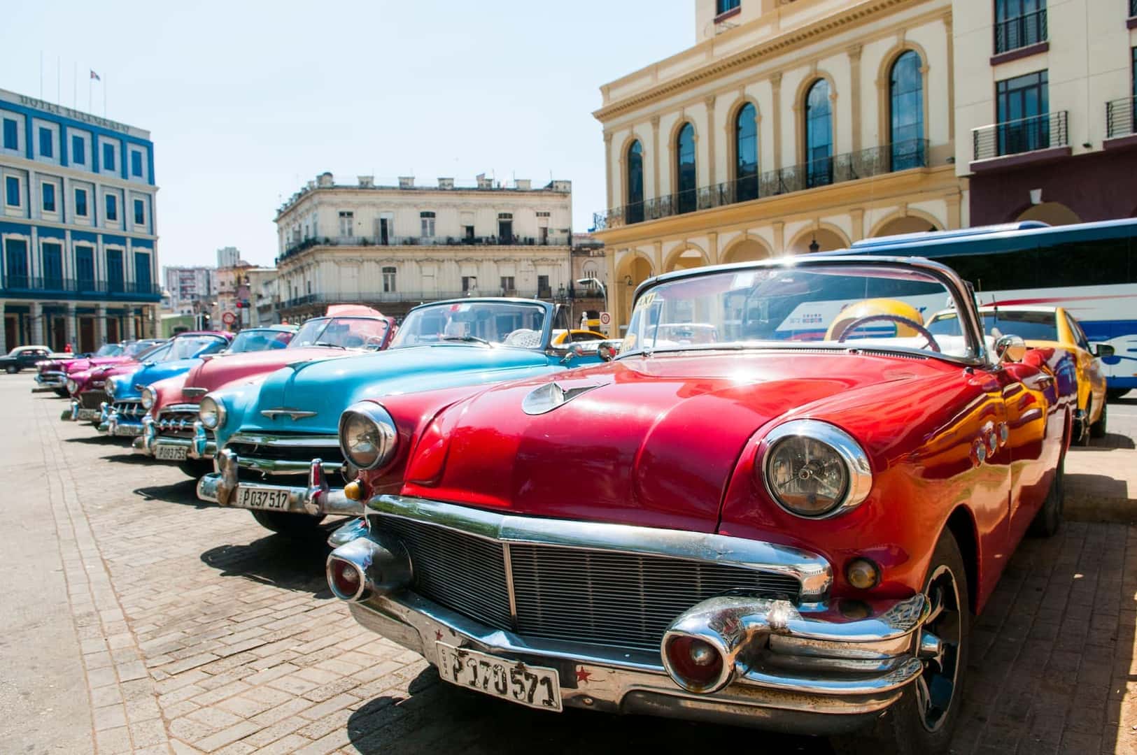 Why Does Cuba Have So Many Classic Cars? | LaFontaine Classic Cars