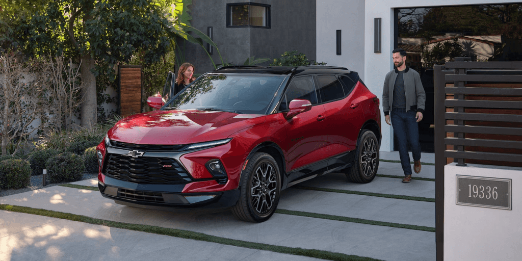 2024_Chevy_Blazer_red_exterior.