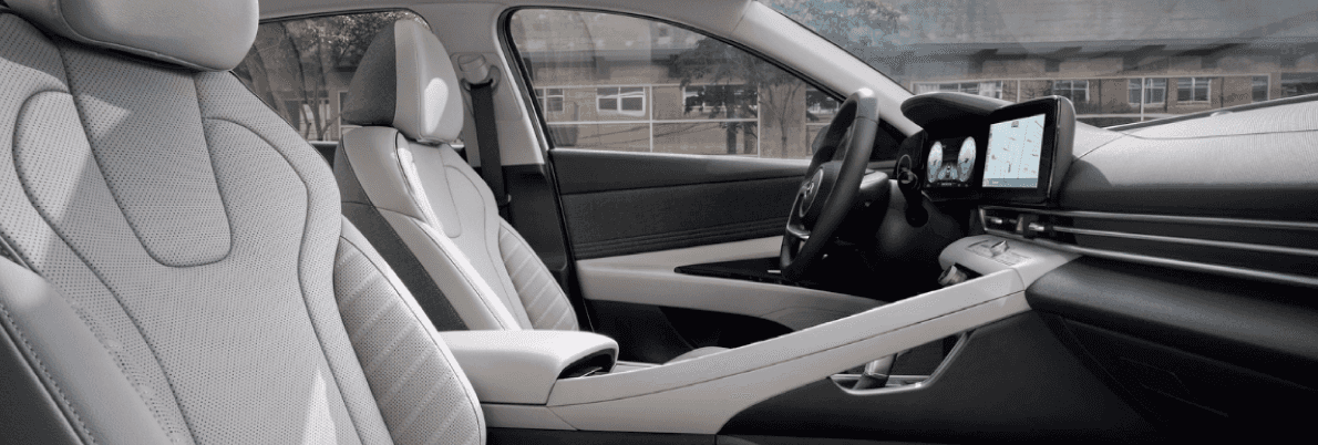 2025 Hyundai Elantra interior