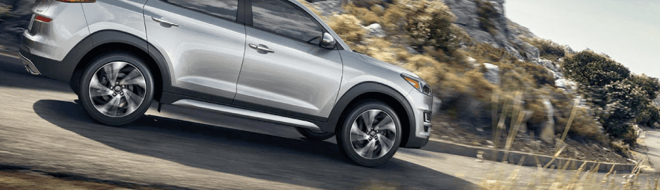 Hyundai drive mode selector showing Snow mode and downhill assist