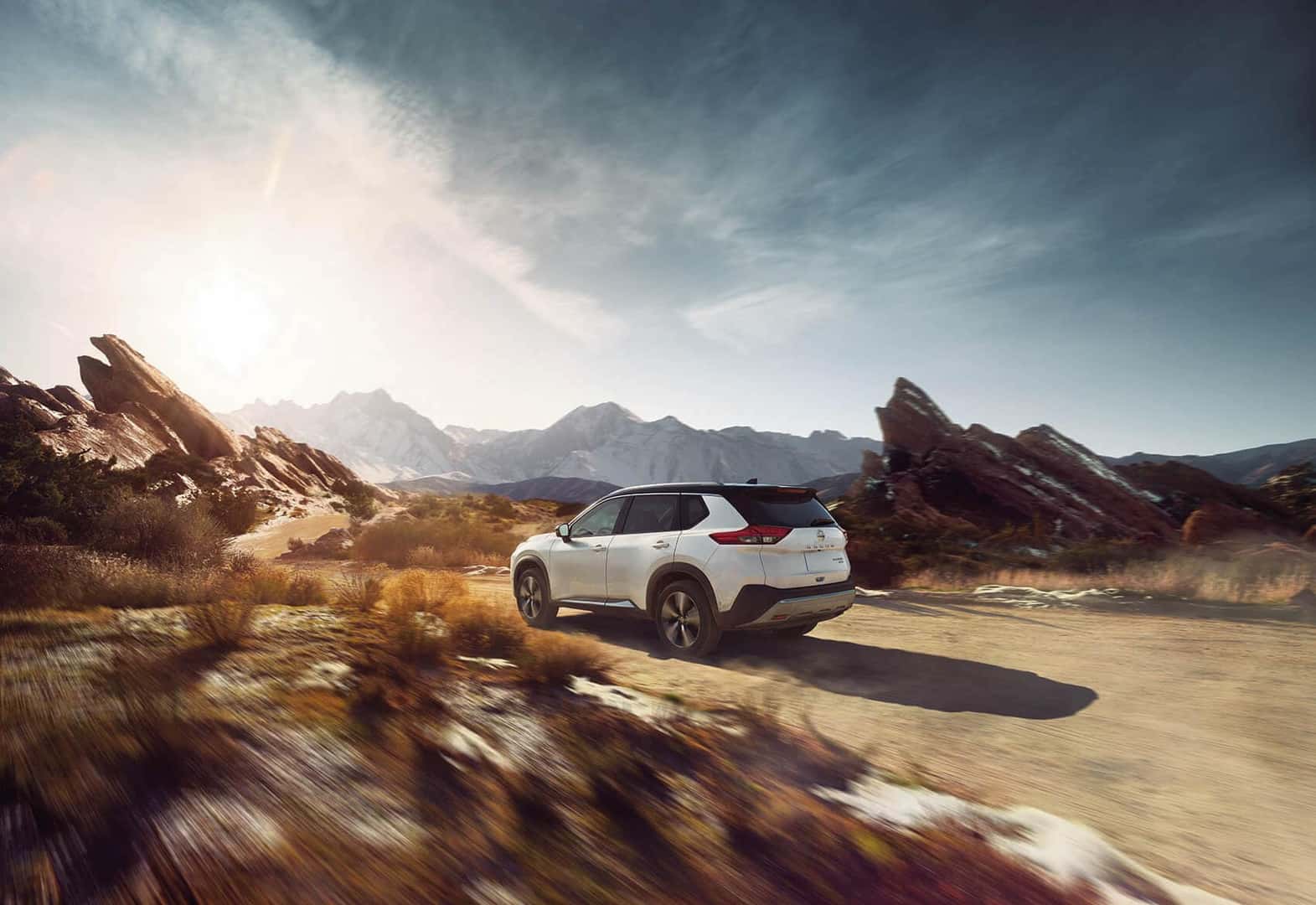  Nissan Rogue White