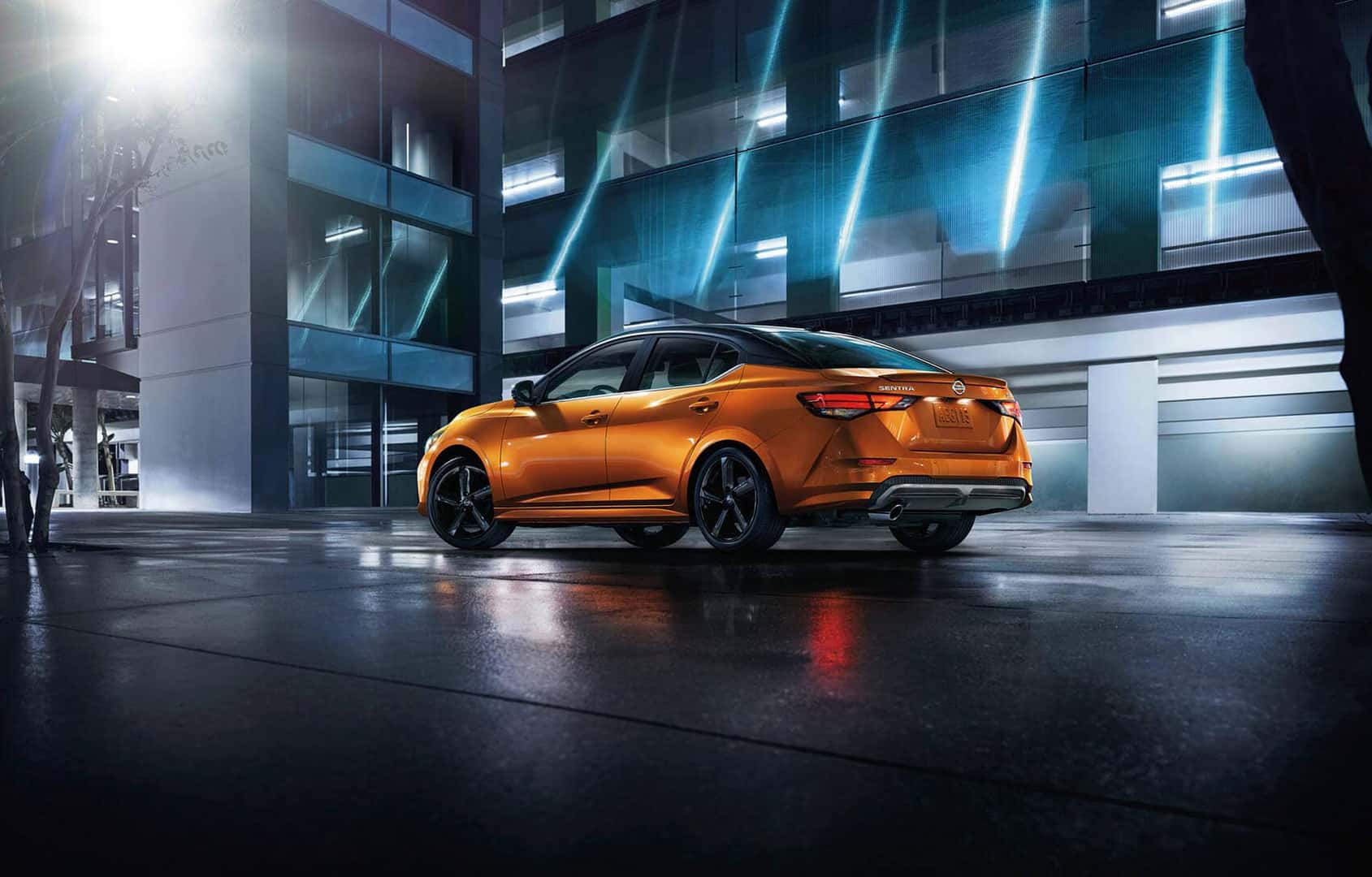  Nissan Sentra Orange
