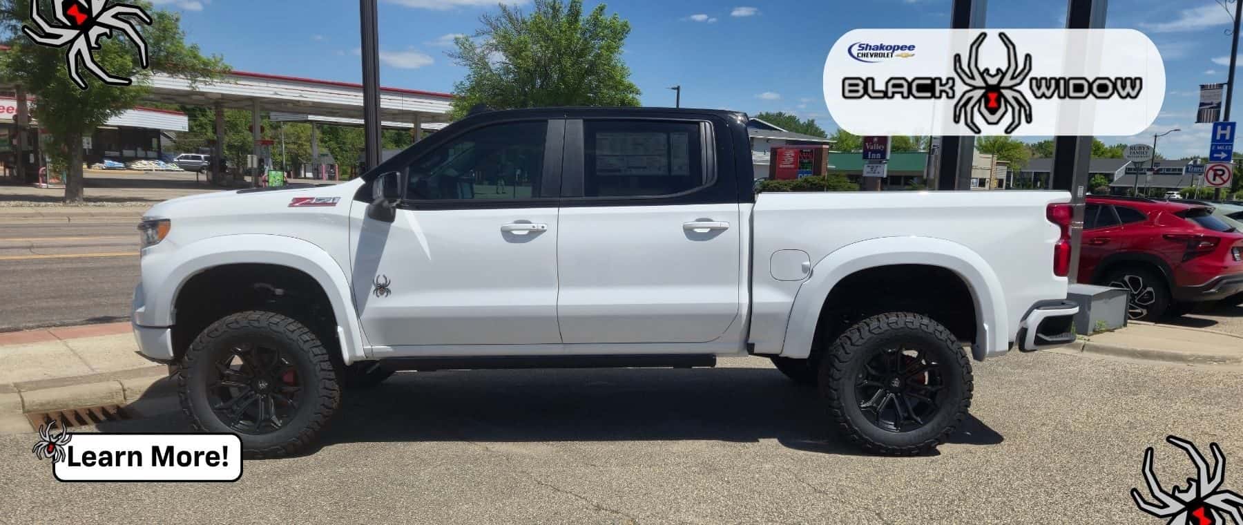 2026-chevrolet-silverado-1500-rst-black-widow-fox-factory-custom-leather-seats-1gcukeedxtz335321-600x400-hero