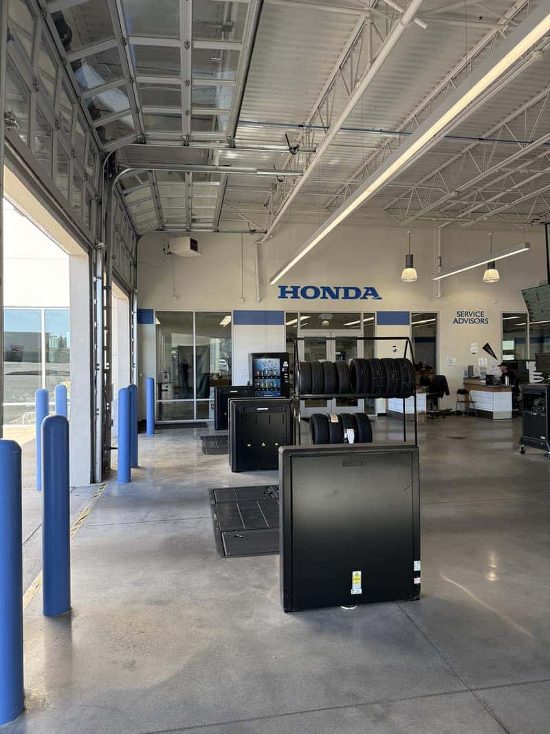 Honda service center detail